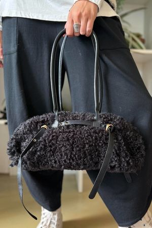 Hicks Shearling Barrel Bag Black